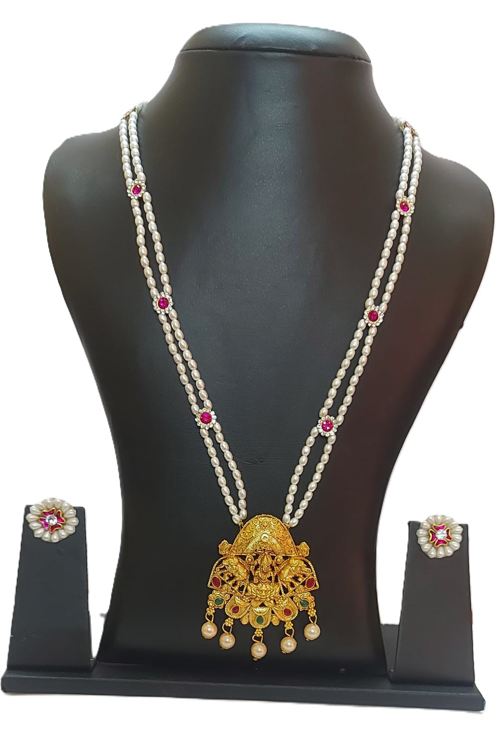 Big Lakshmi Dollar Muthu Malai with Stud Earrings (1Set)