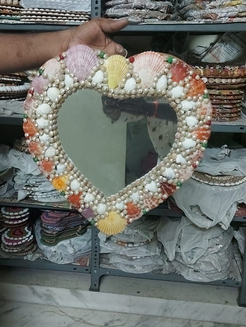 100% Natural Rare Variety Seashell Hearten Mirror Big Size