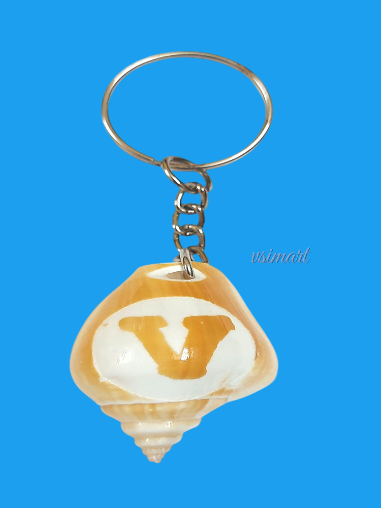 Natural Seashell Shank Alphabet Letters Engraving Keychain
